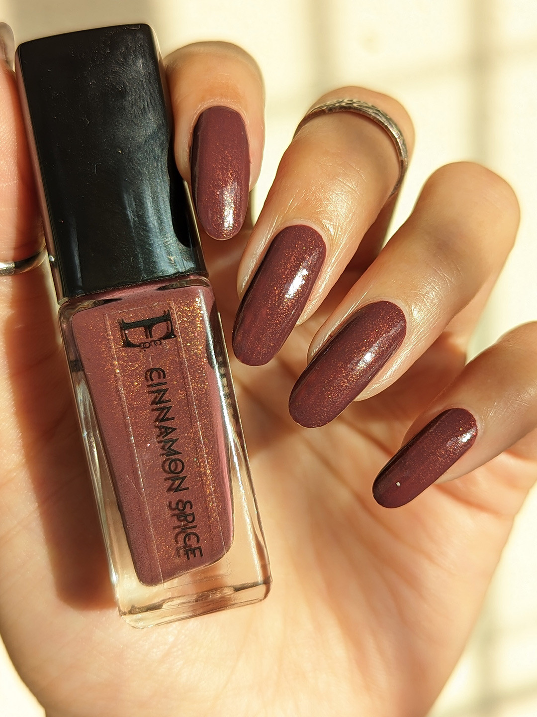ELLEMENT CO. Vegan Long Lasting Glossy Nail Polish 10 ml - Cinnamon Spice