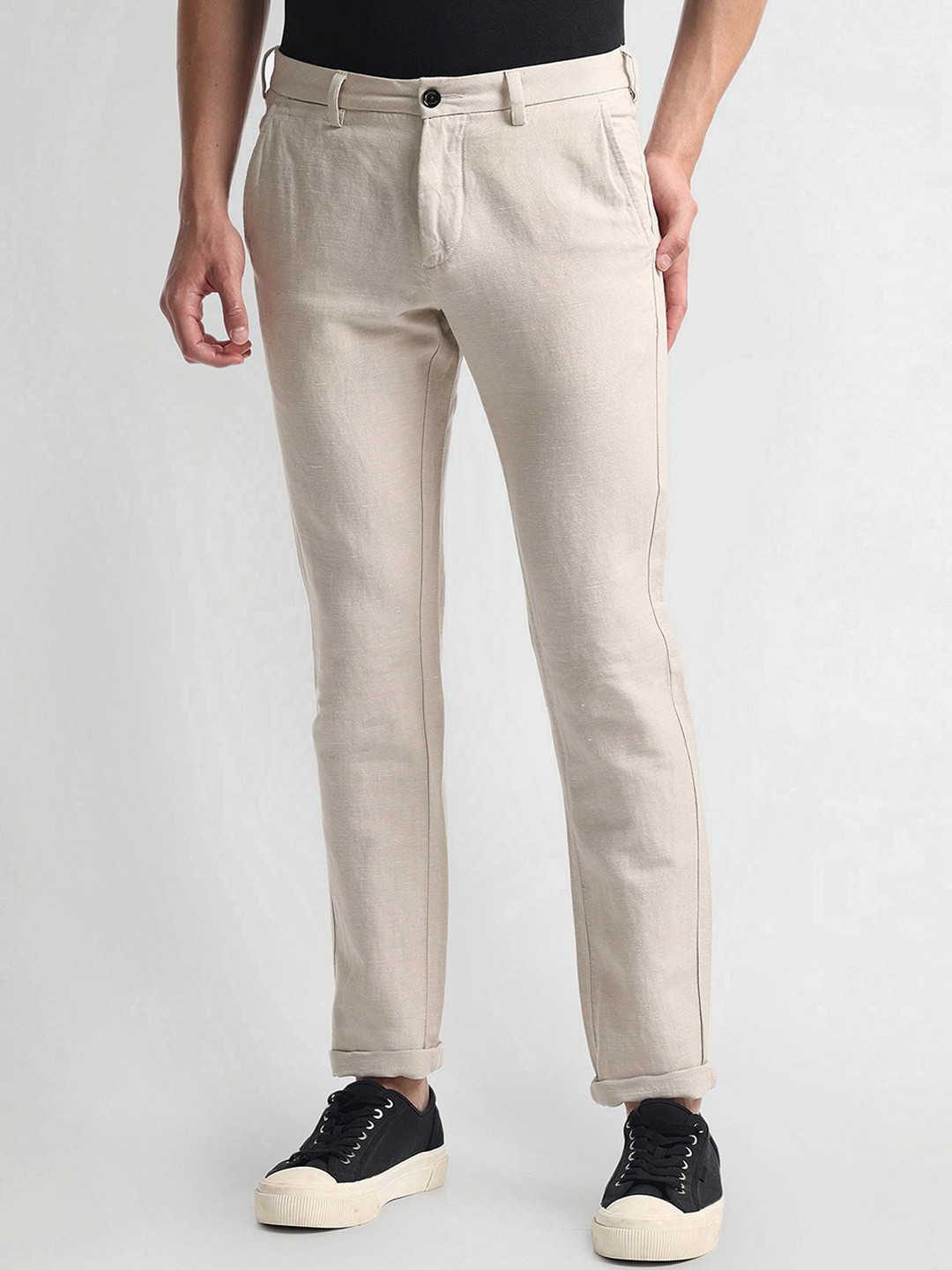 Arrow Sport Men Smart Flex Slim Fit Mid-Rise Plain Cotton Linen Regular Trousers