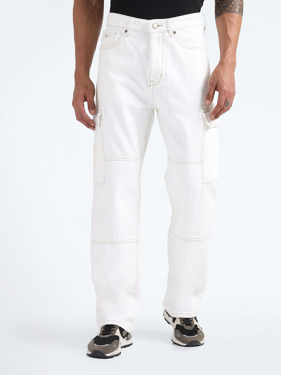 Flying Machine Men Loose Fit Mid-Rise Clean Look Cargo Jeans