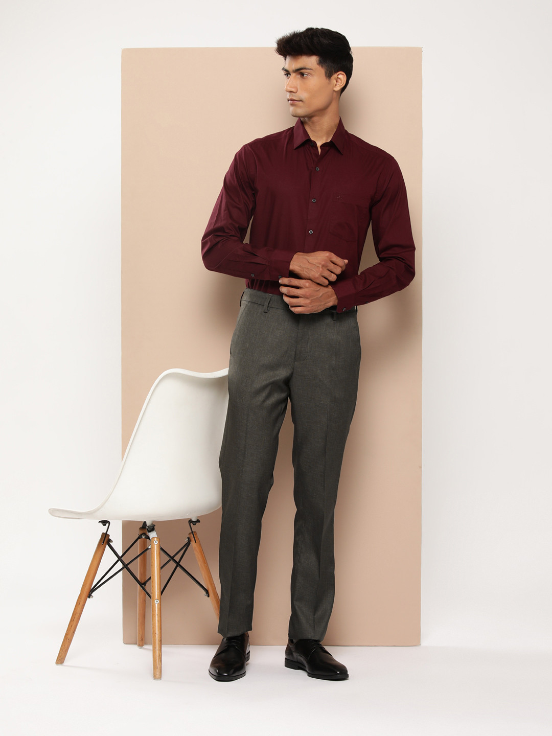 INVICTUS Men Adjustable Waistband Formal Trousers