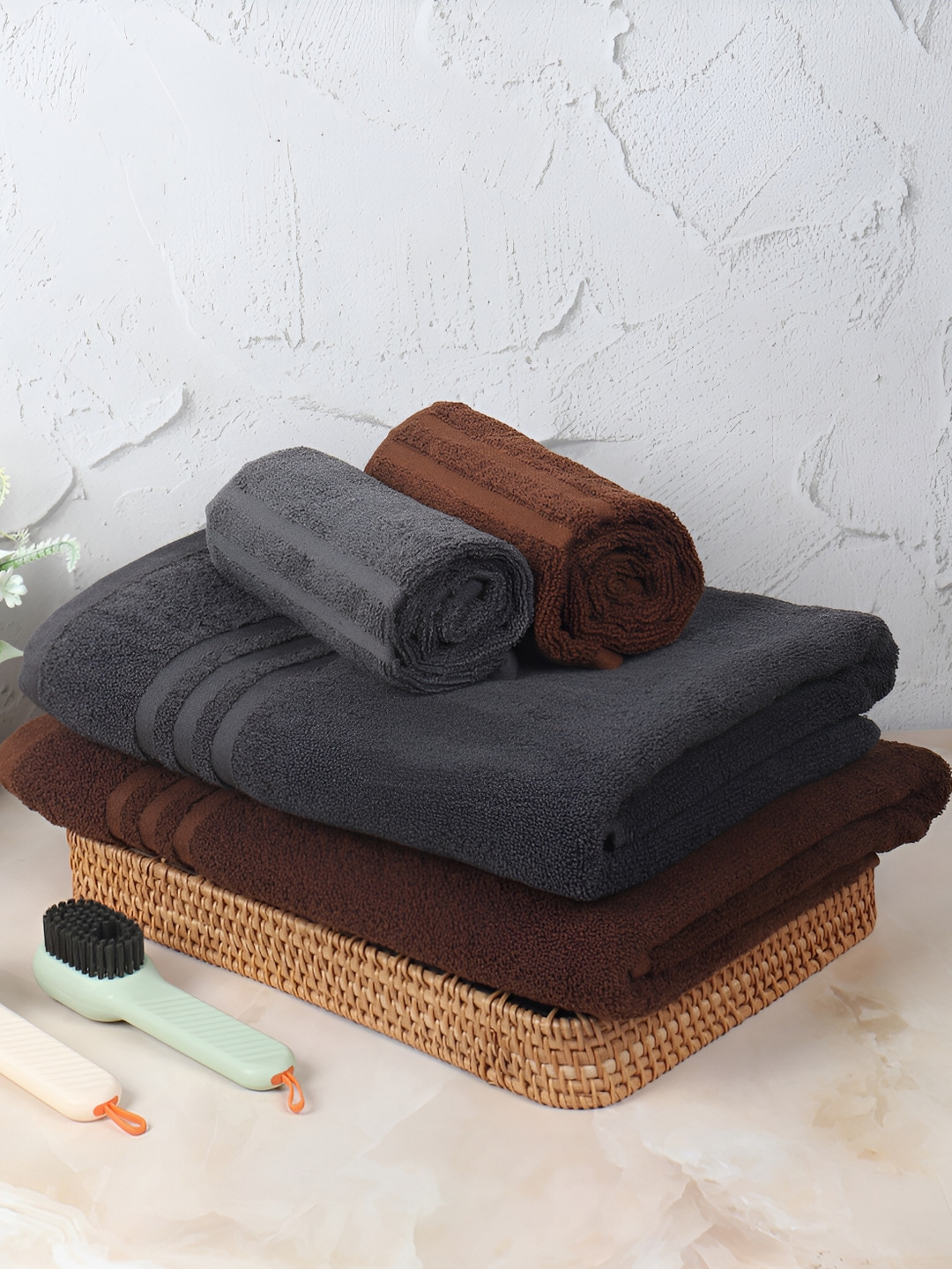 ZAHYA Grey & Brown 4 Pieces 600 GSM Towel Set