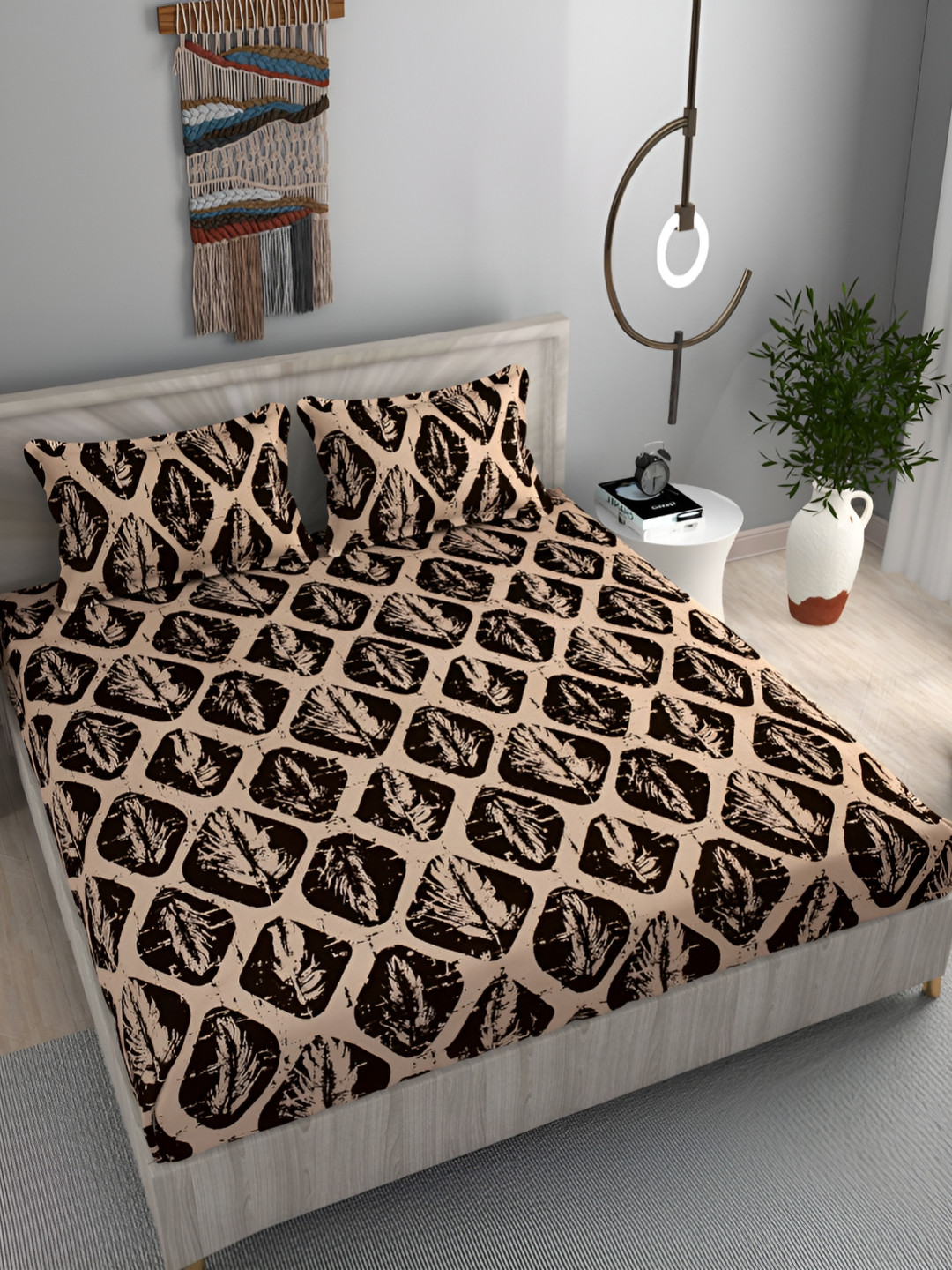 FINE TEX WORLD Brown Geometric Microfiber 210 TC Fitted King Fine Bedsheet with 2 Pillow Covers-78 x 72 inches
