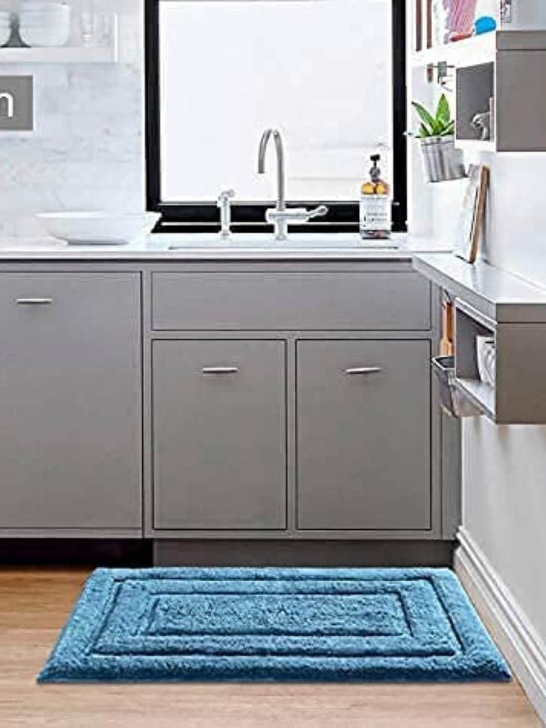 SENSES Blue 2 Pieces Embossed 2800 GSM Cotton Non-slip Lightweight Bath Rugs