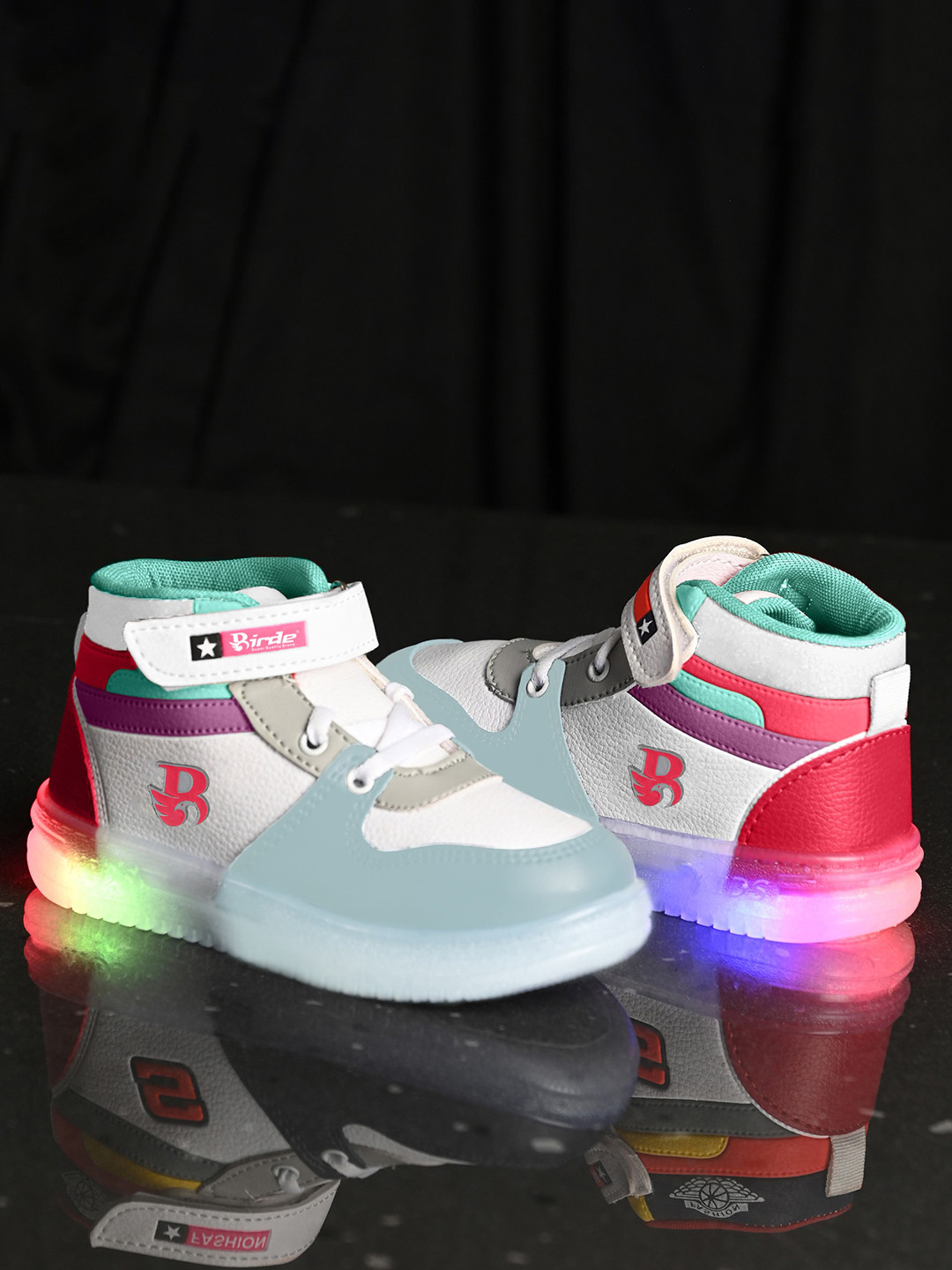 BIRDE Boys Colourblocked High-Top LED Lightweight Sneakers