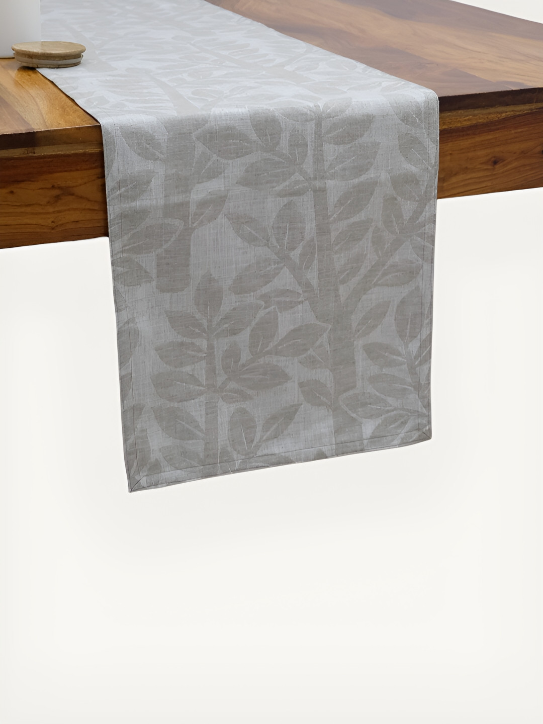 DESIGN GAATHA Grey Floral Rectangle Table Runner