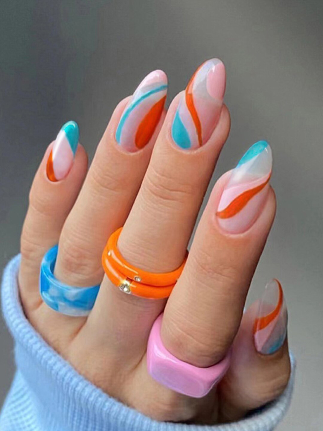 Secret Lives 24 Pcs Blue & Pink Curved Design False Nails