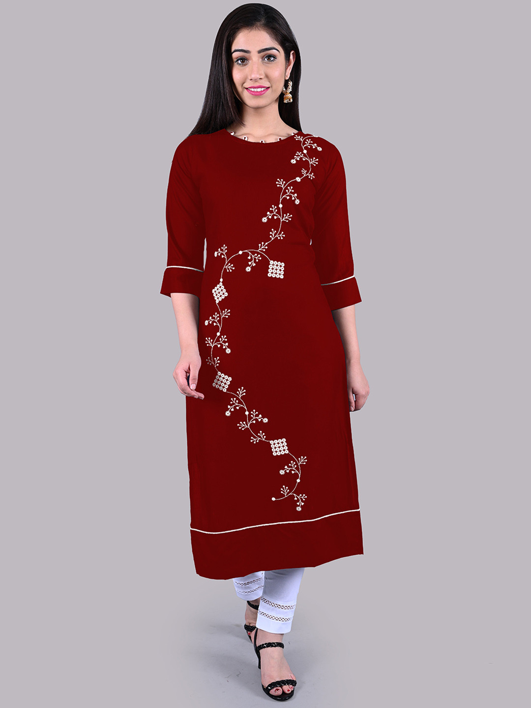SGRF Floral Embroidered Straight Kurta