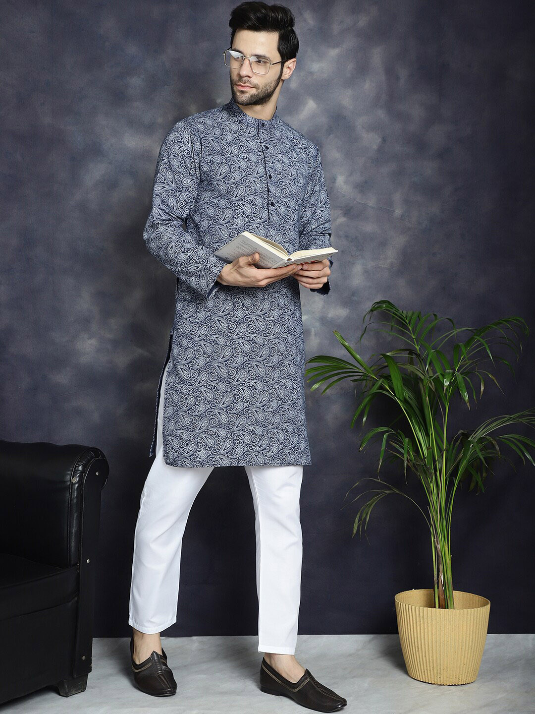 Anouk Navy Blue Paisley Printed Band Collar Kurta With Trousers