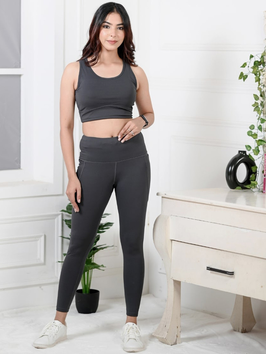 Mlada Women Ankle Length Active Wear Gym Tights