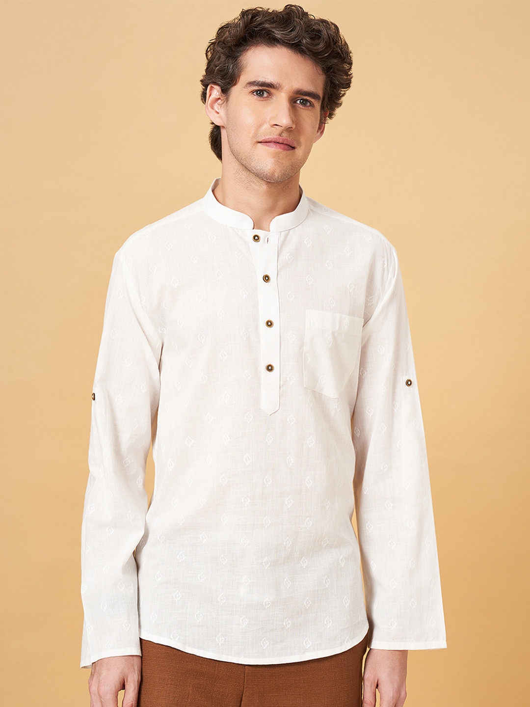 indus route by Pantaloons Ethnic Motifs Woven Design Mandarin Collar Roll Up Sleeves Kurta
