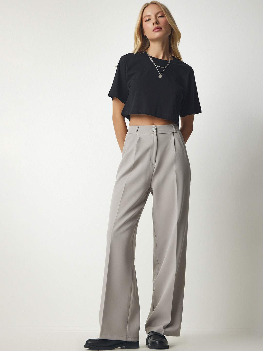 Happiness istanbul Women Pleated Parallel Trousers