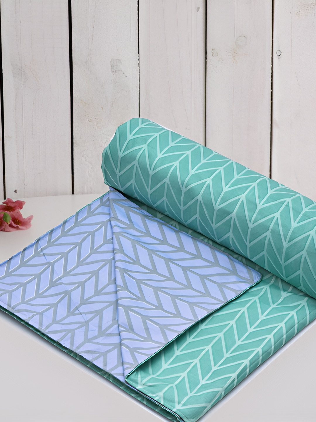 RRC Green Geometric Printed Single Duvet Cover With Zipper & Ties