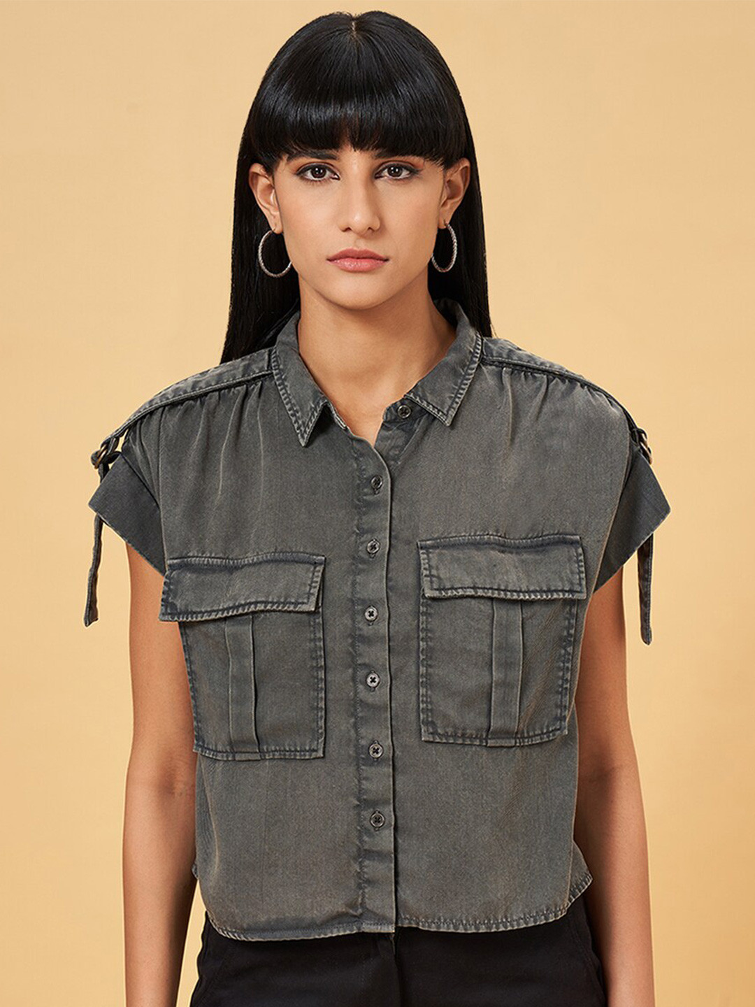 SF JEANS by Pantaloons Comfort Short Sleeves Crop Denim Casual Shirt