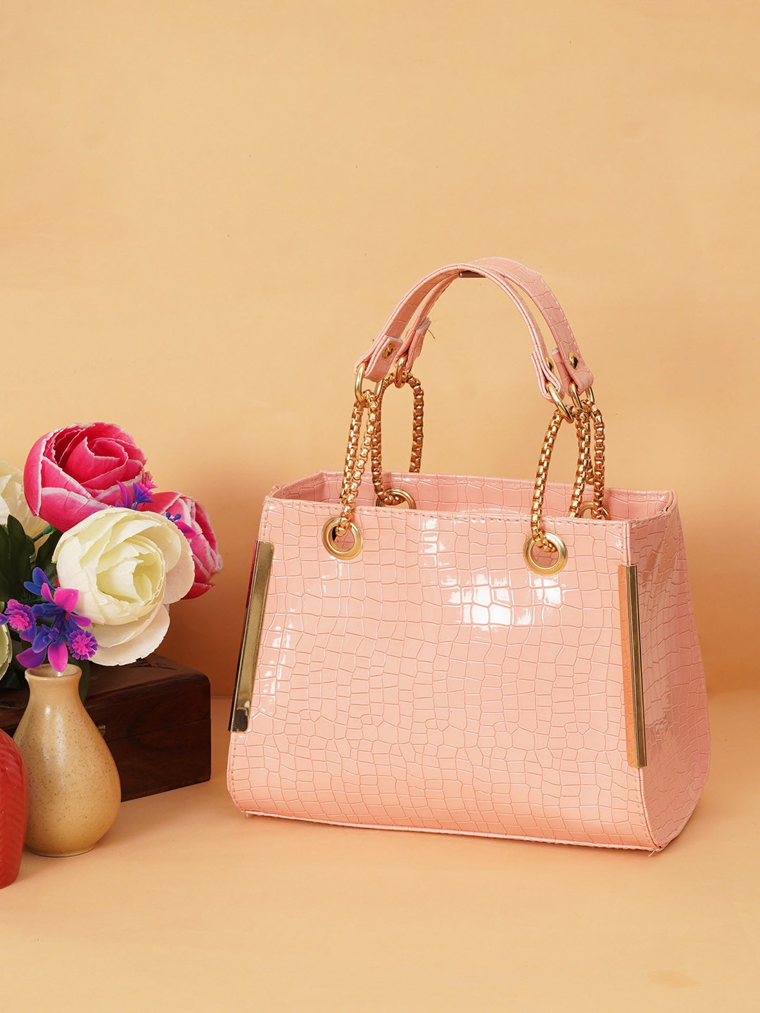 FABBHUE Texured Structured Handheld Bag