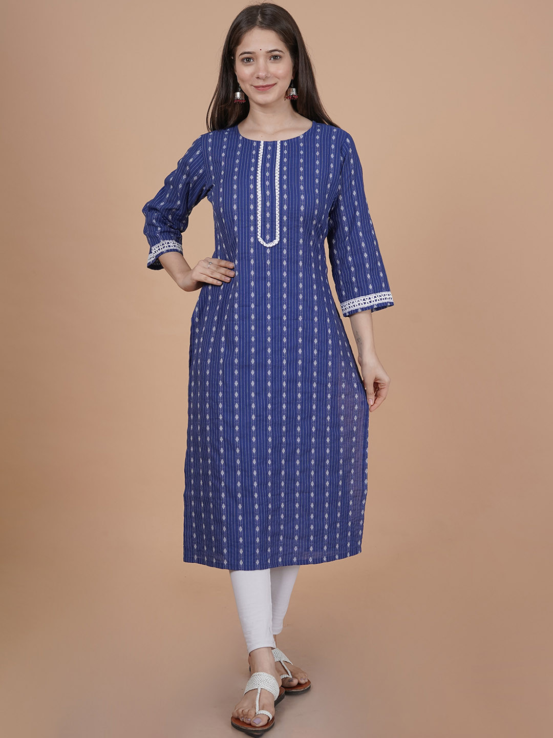 INDIANIC Ethnic Motifs Printed Round Neck Gotta Patti Cotton Straight Kurta