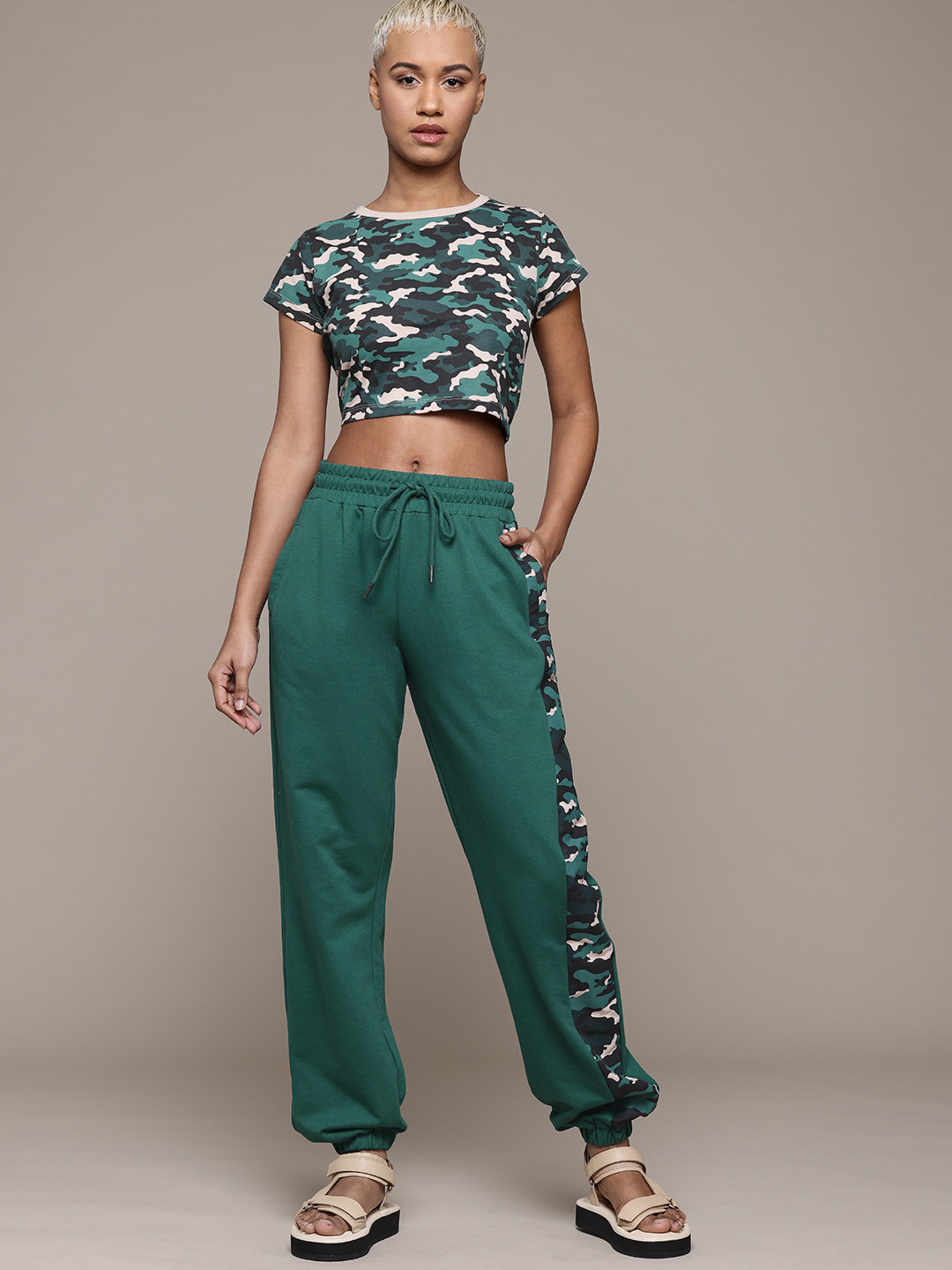 The Roadster Lifestyle Co. Women Camouflage T-shirt and Joggers Co-Ord Set