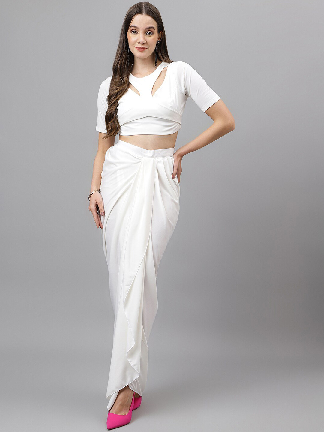 TRYMISFIT Round Neck Top With Mid-Rise Skirt Co-Ords