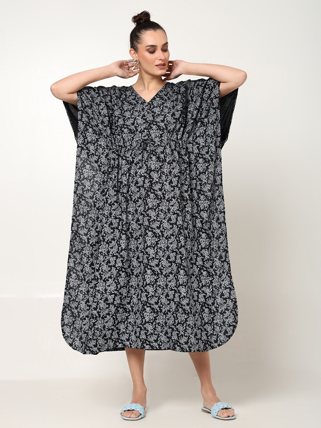 CRAFTBAZAR Printed Kimono Sleeve Maternity Kaftan Midi Dress