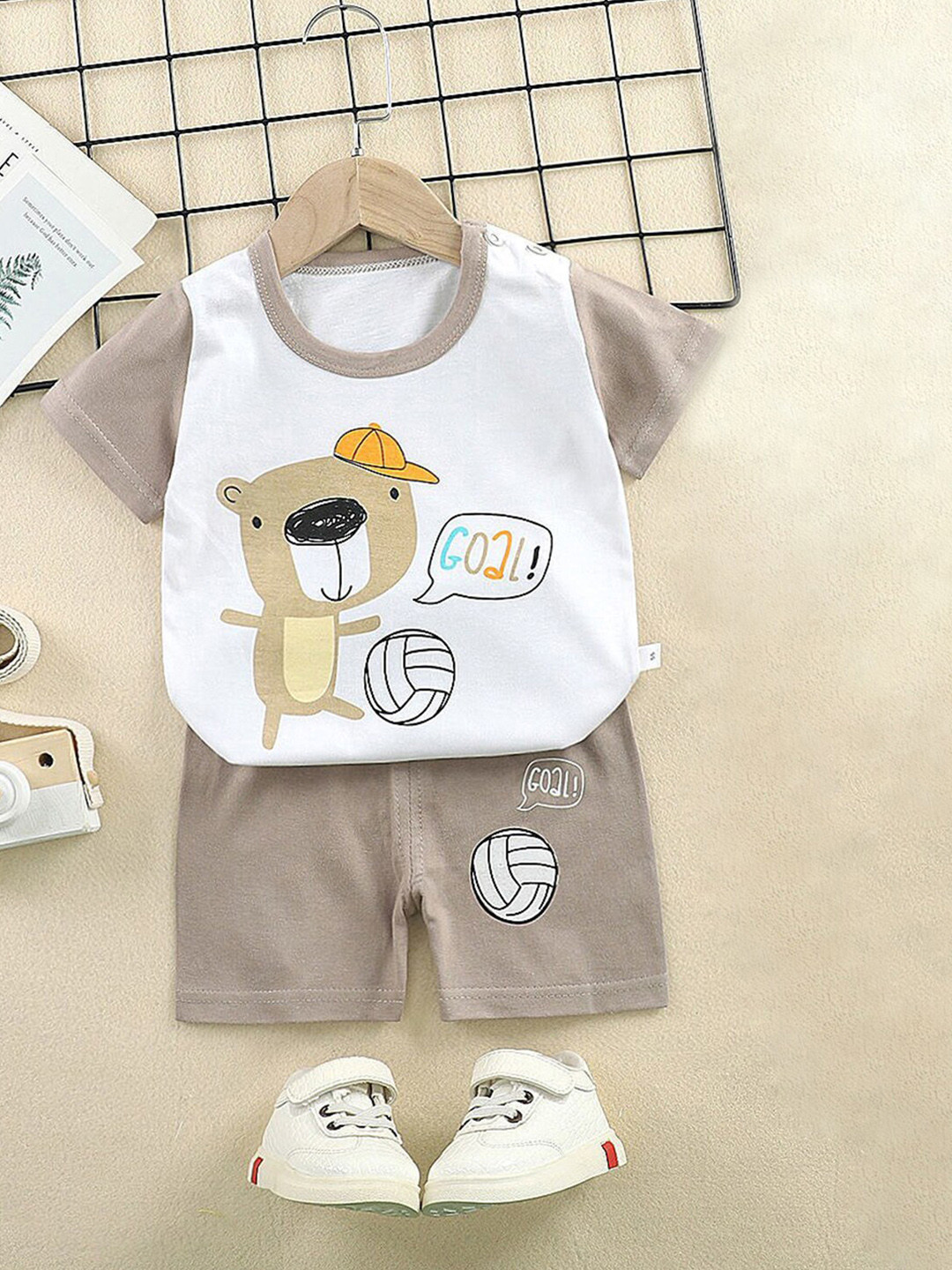 Bold N Elegant Kids Cool Bear Printed Pure Cotton T-shirt with Shorts