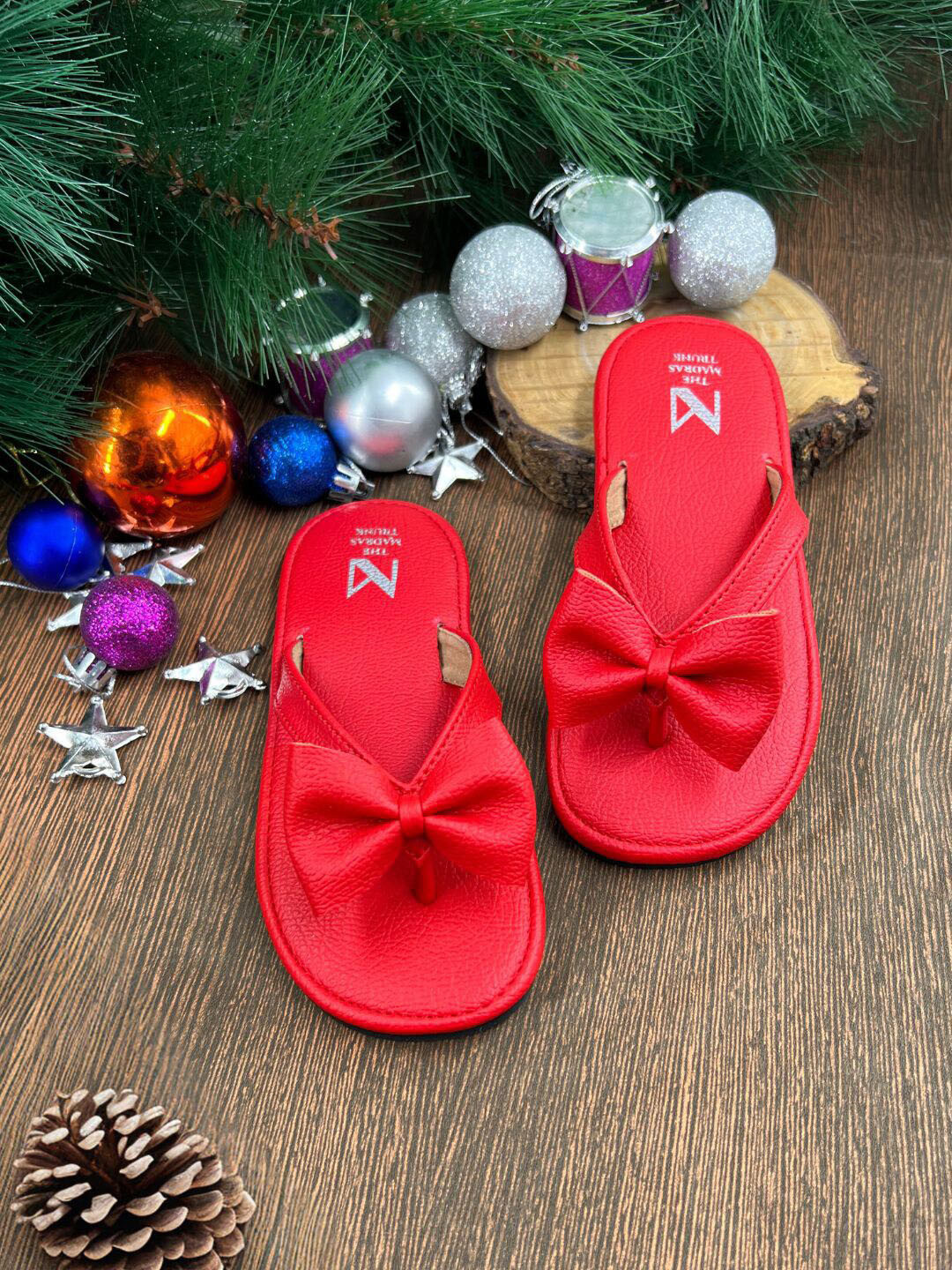 THE MADRAS TRUNK Girls Bow Design Thong Flats