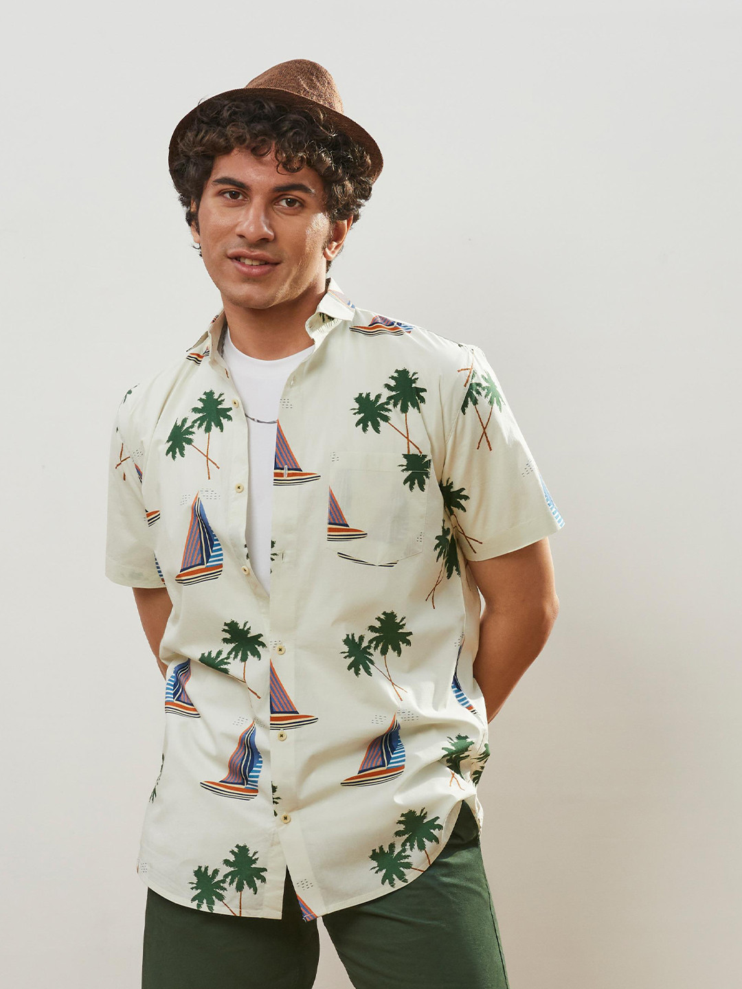 CMGE Relaxed Tropical Printed Spread Collar Short Sleeves Cotton Casual Shirt