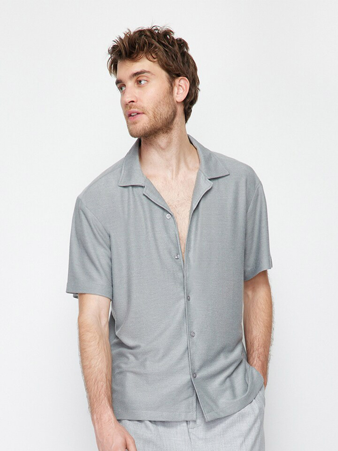 Trendyol Men Pinstripes Opaque Checked Casual Shirt