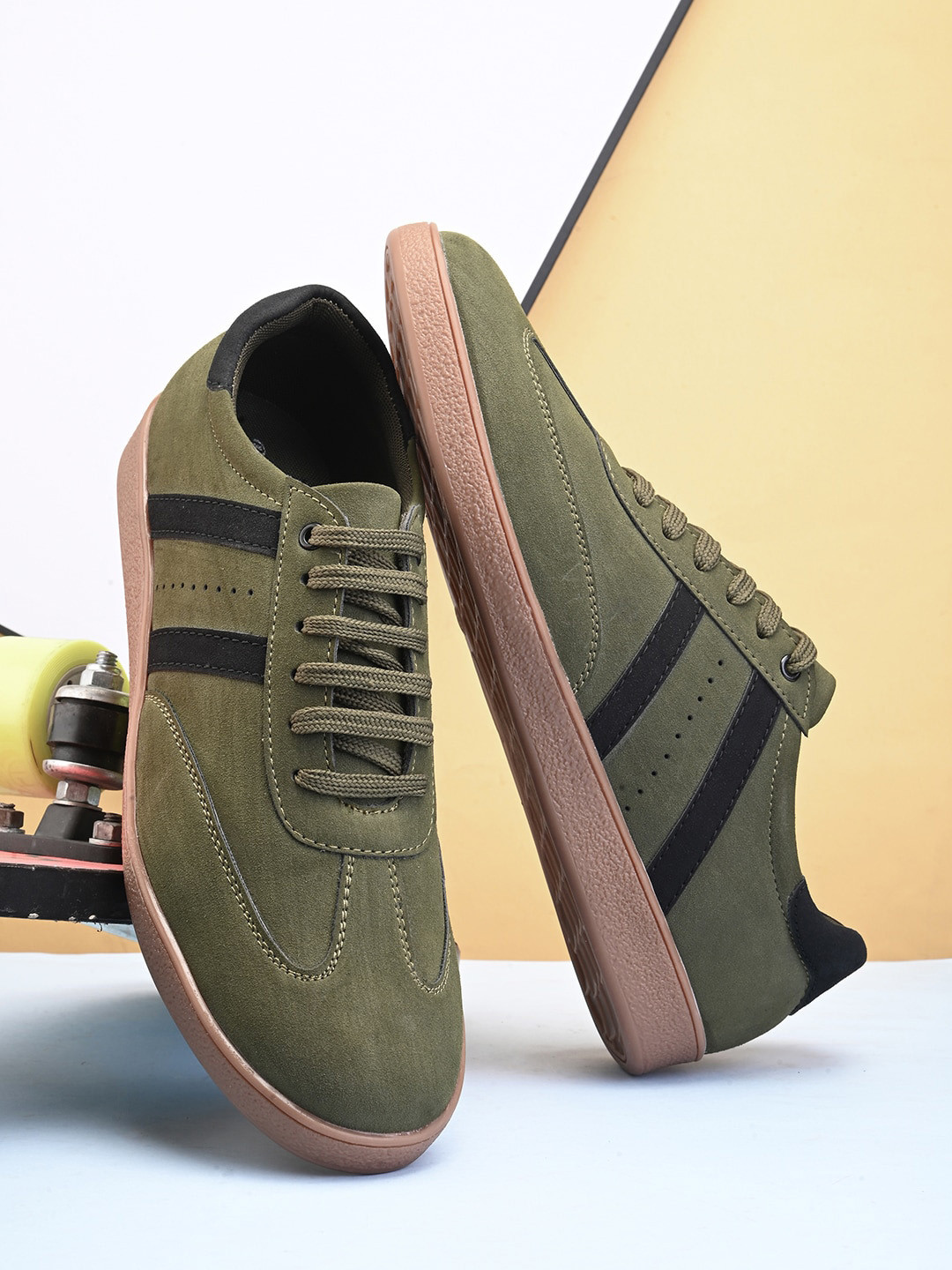 The Roadster Lifestyle Co. Men Olive Green Striped Lace Up Casual Sneakers