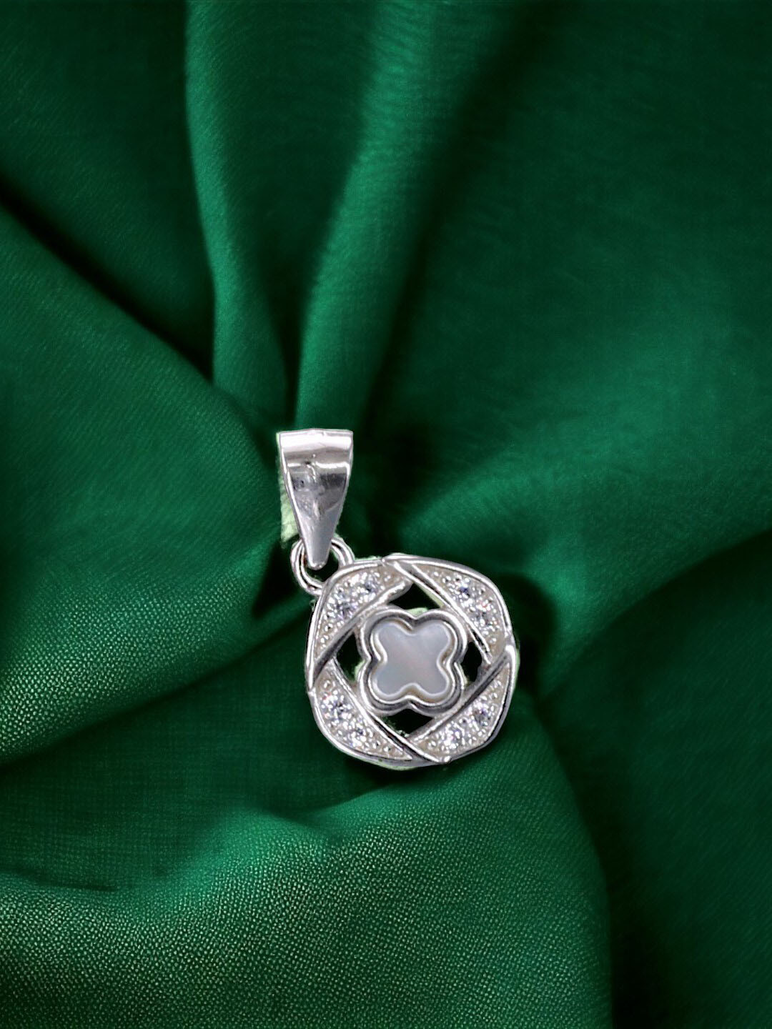 Taraash Floral 925 Sterling Silver Pendants