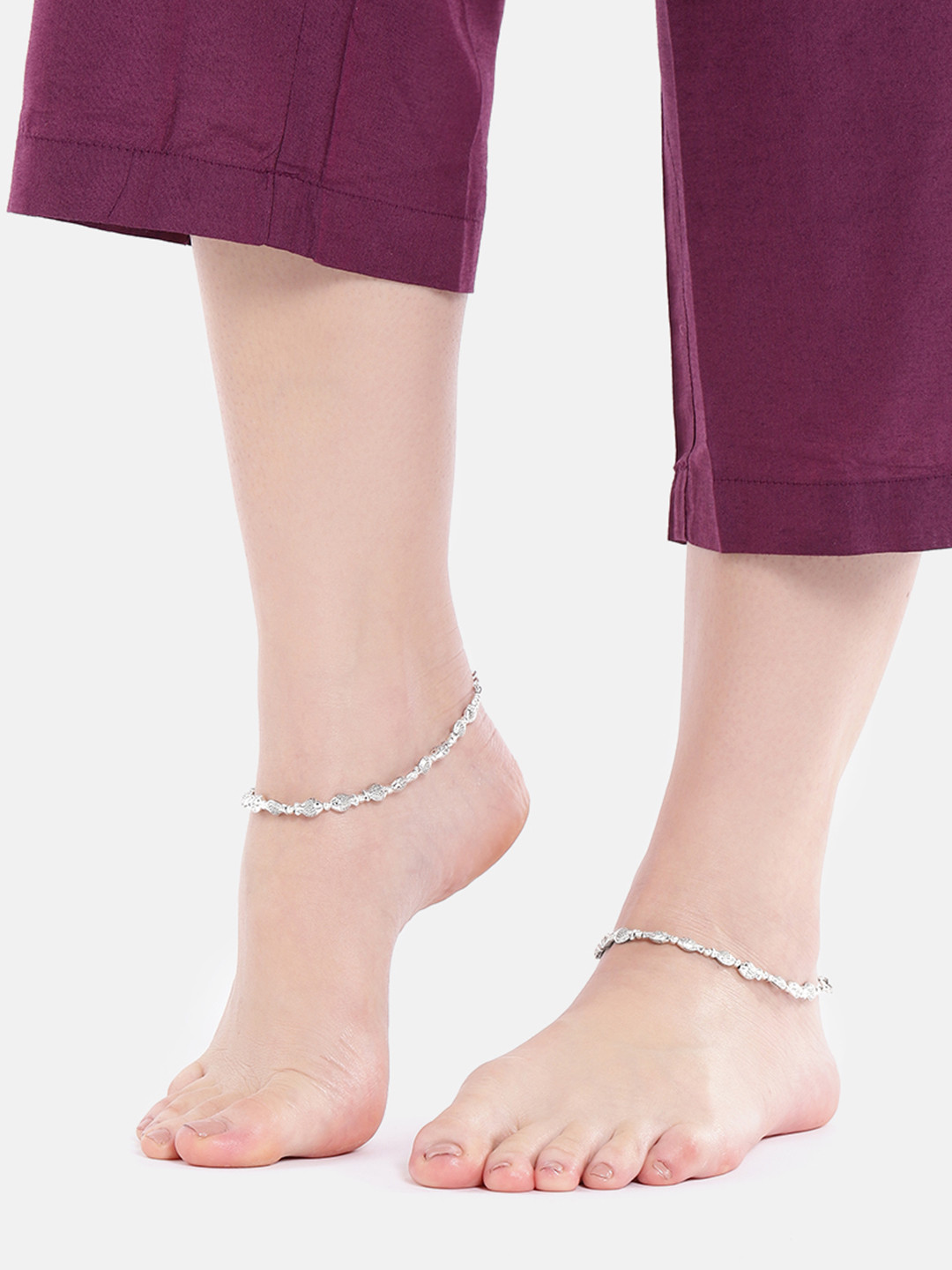 AITIHYA Silver-Plated Set of 2 Anklets