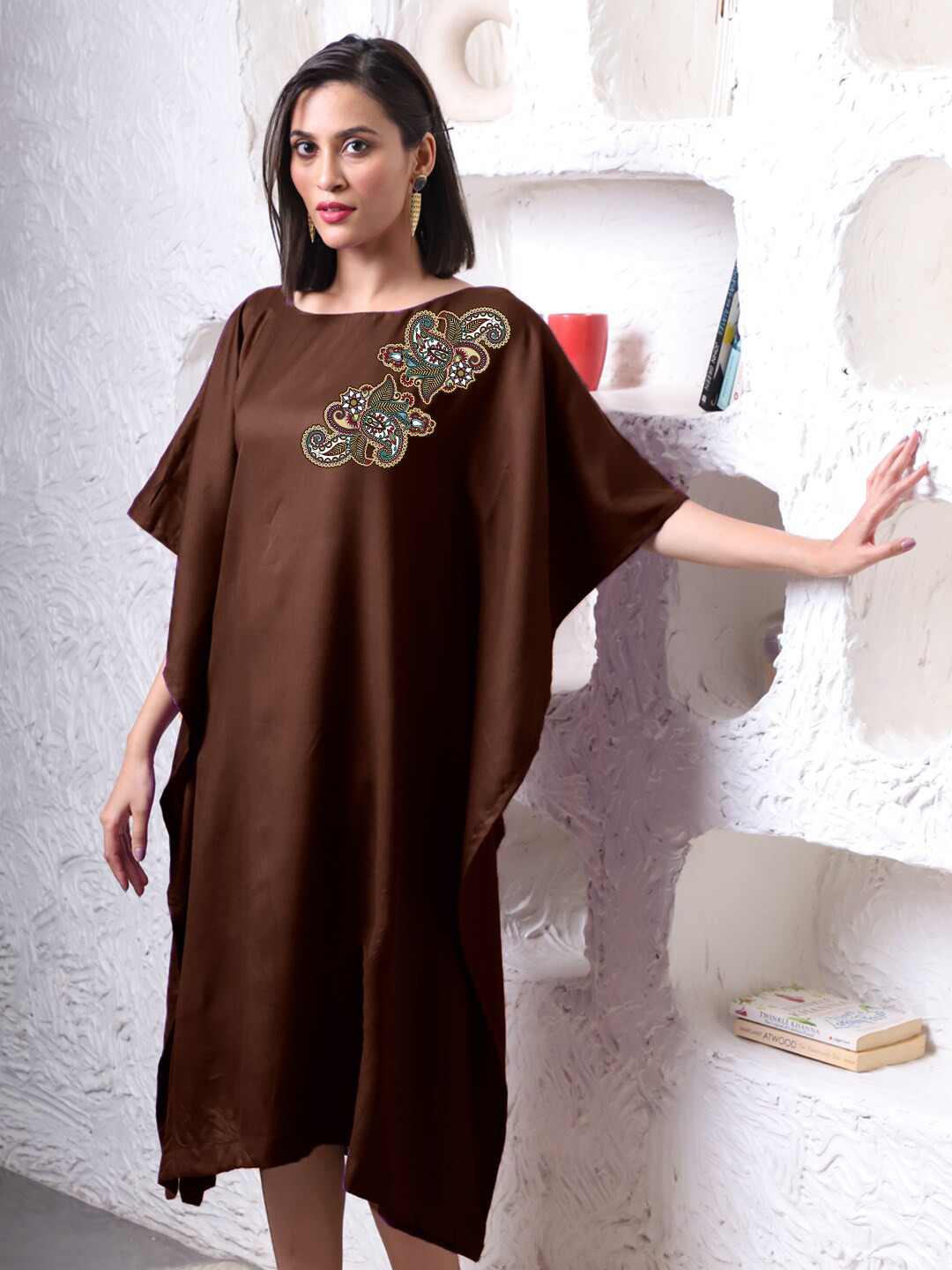 LetsDressUp Herbage Ethnic Motifs Printed Kimono Sleeves Kaftan Midi Dress