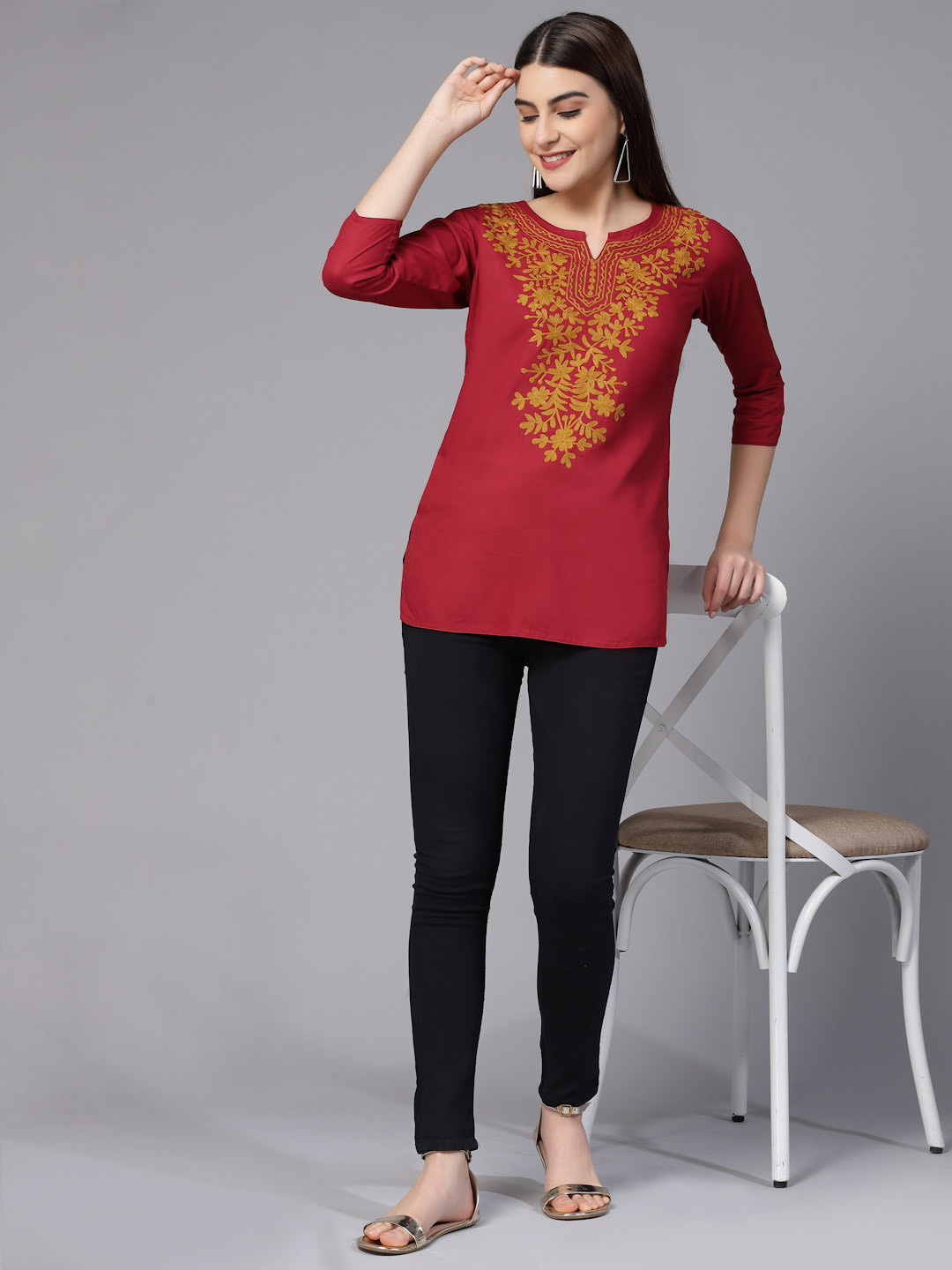 QAZMI Floral Kashmiri Embroidered Kurti