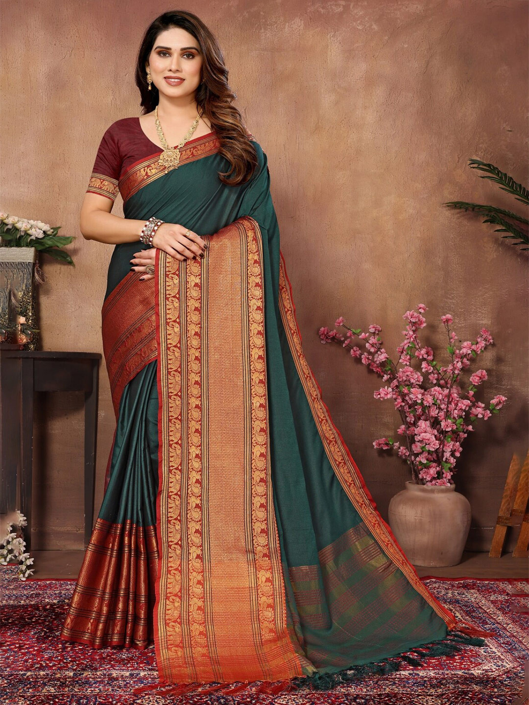 vj fashion Woven Design Zari Narayan Peth Saree With Tassels