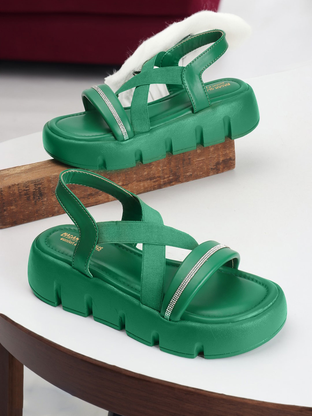 madam glorious Textured Open Toe Flatform Heels