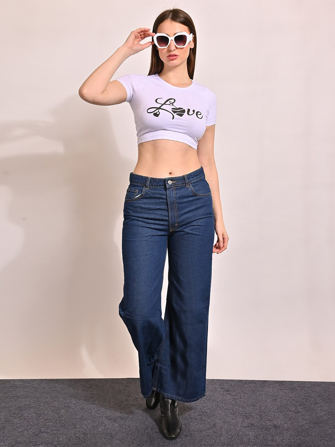 NoBarr Typography Print Round Neck Short Sleeves Opaque Casual Crop Top