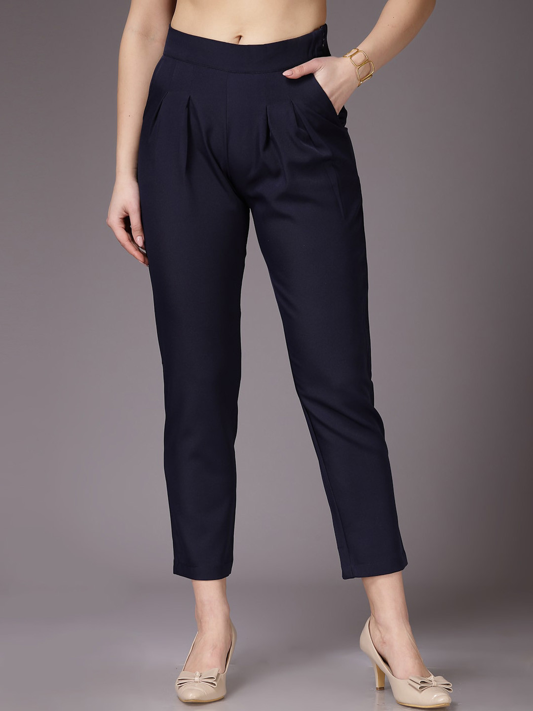 Freehand by The Indian Garage Co Women Cropped Regular Trousers