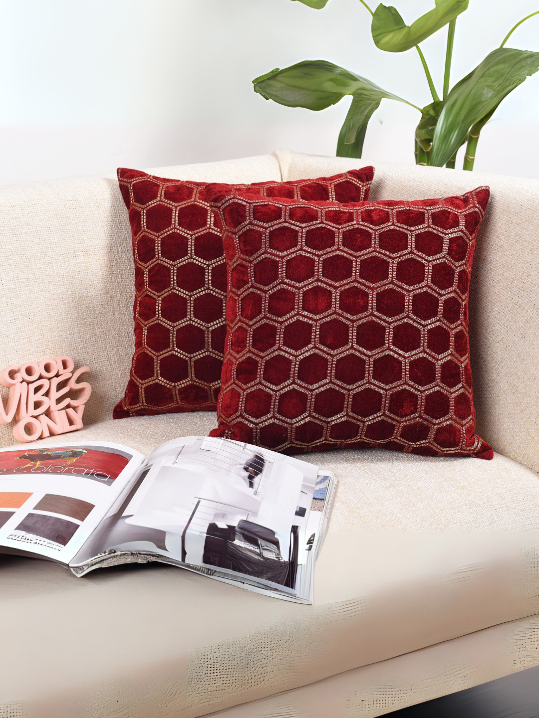 Decoghar Hexagon Embroidered Polyester Anti-Wrinkle 2 Pcs Cushion Covers - 15.7 x 15.7 In