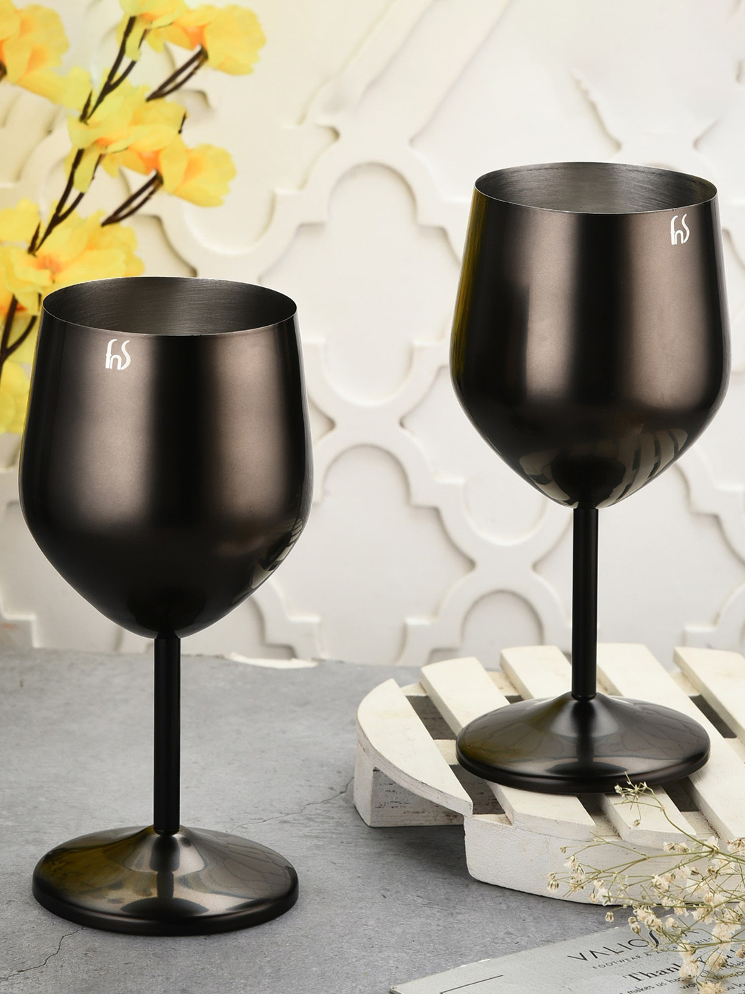 FNS Cosmo Black 2Pcs Food-Safe Wine Glass Bar And Drinkware 350ml Each