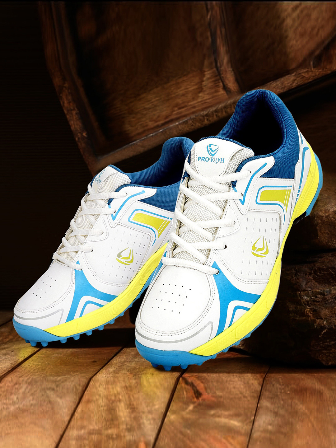 PRO KVH Men Textured Fixed Cleats Memory Foam Lace-up Cricket Shoes