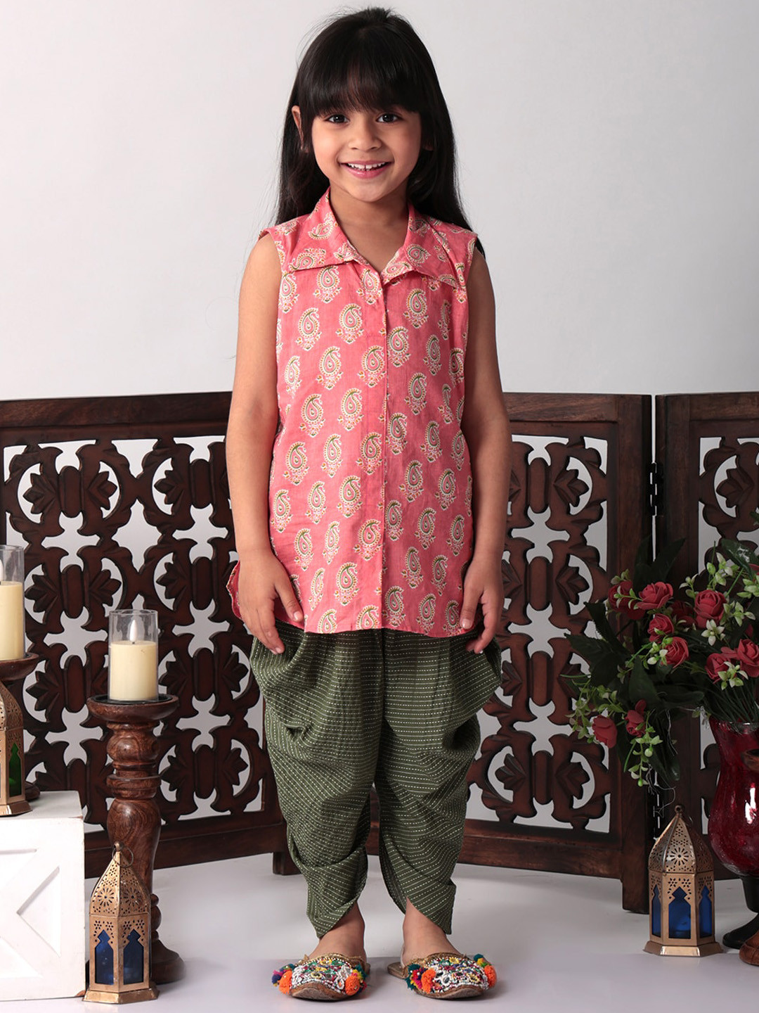 Sangria Girls Floral Printed Shirt Collar Sleeveless Pure Cotton Kurti With Dhoti Pant
