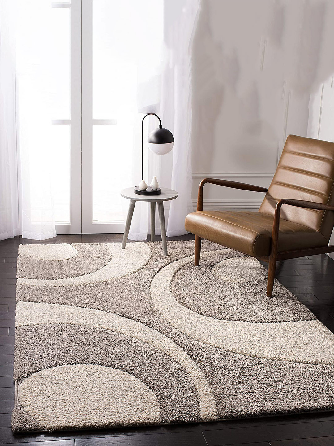 AaHo Decor Beige & White Geometric Shaggy Woolen Carpets