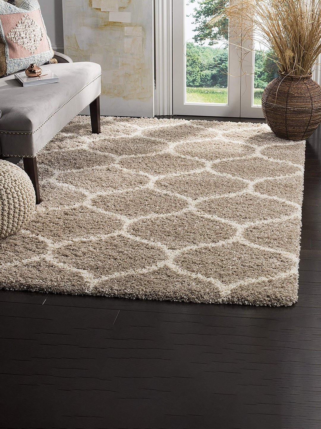 AaHo Decor Beige & White Abstract Woolen Carpets