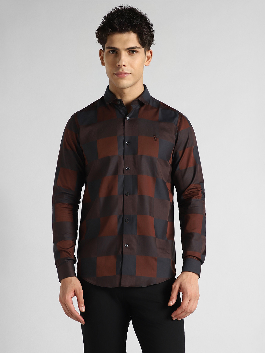 SIMON CARTER LONDON Men Slim Fit Buffalo Checks Opaque Checked Casual Shirt