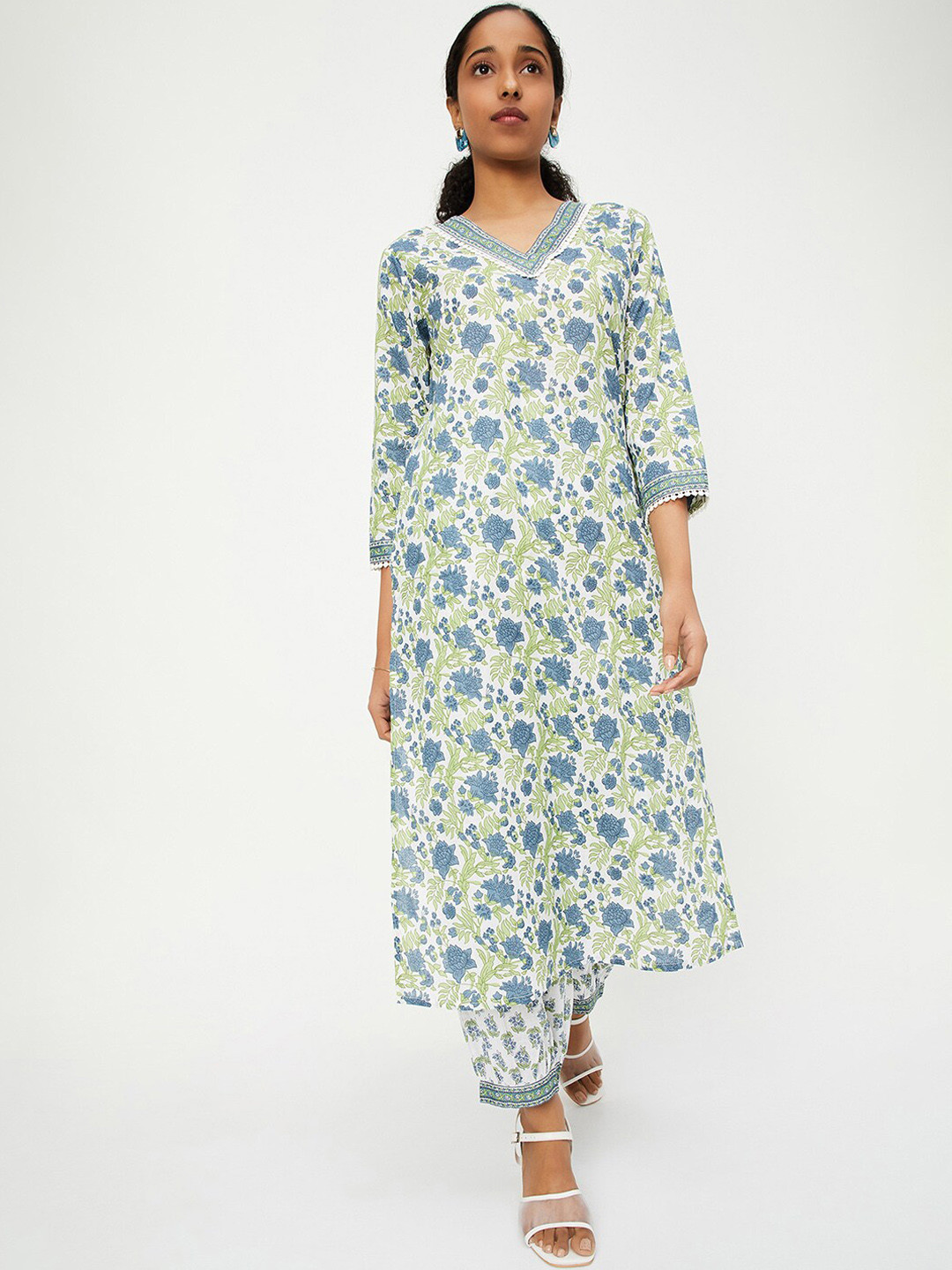 max Women Floral Printed Regular Pure Cotton Kurta with Trousers