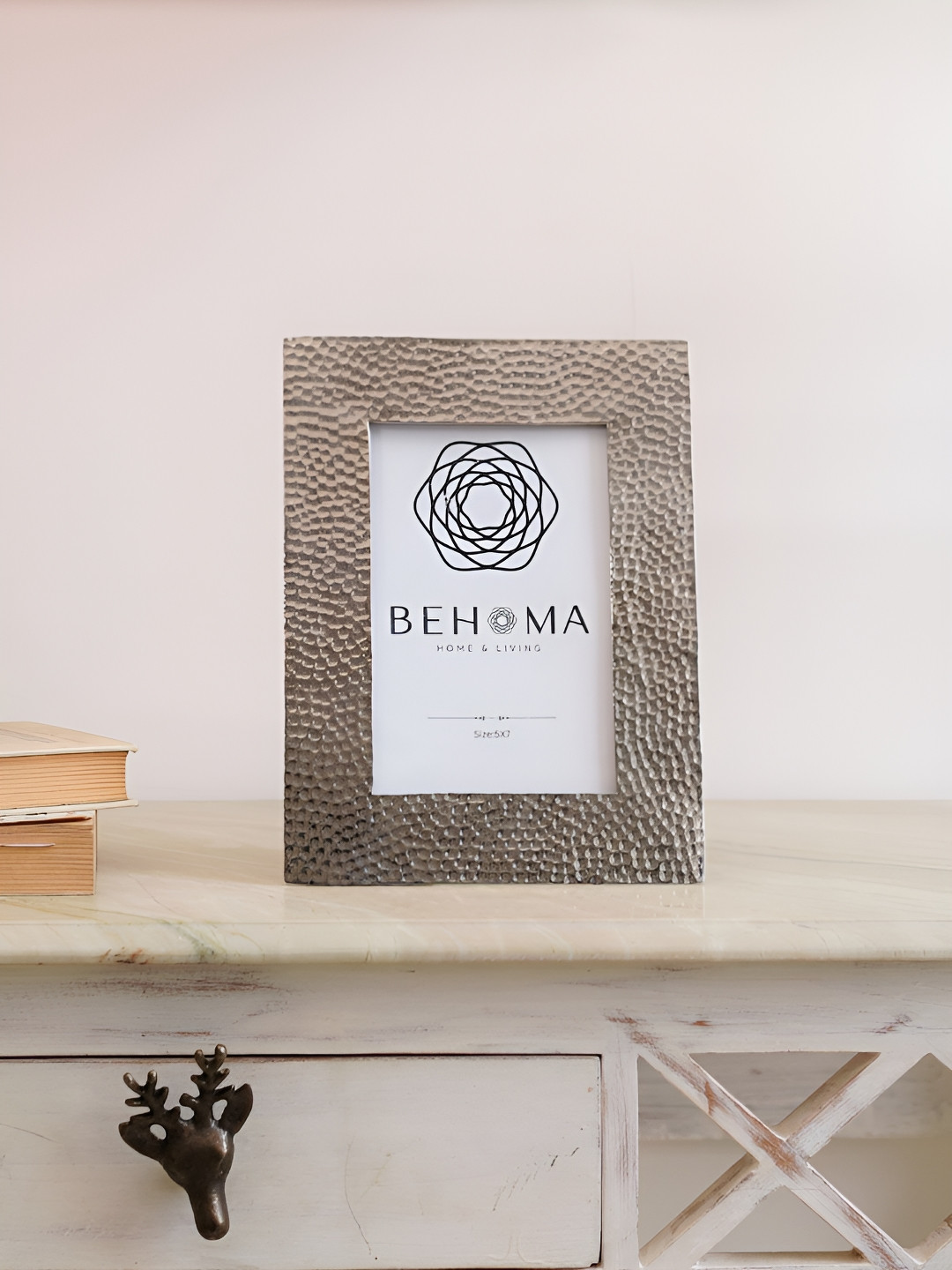 BEHOMA Silver Toned Aluminum Hammered Table Photo Frames
