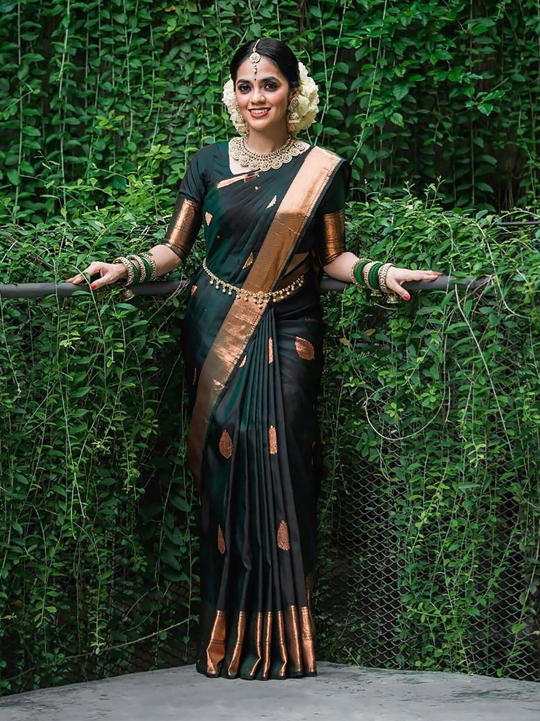 Anjaneya Sarees Ethnic Woven Design Zari Banarasi Saree