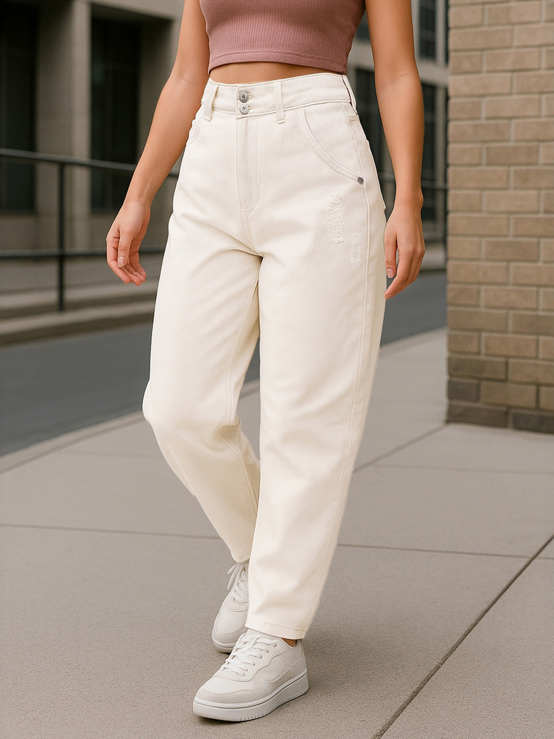 Bewakoof Women Tapered Fit High-Rise  Baggy Jeans