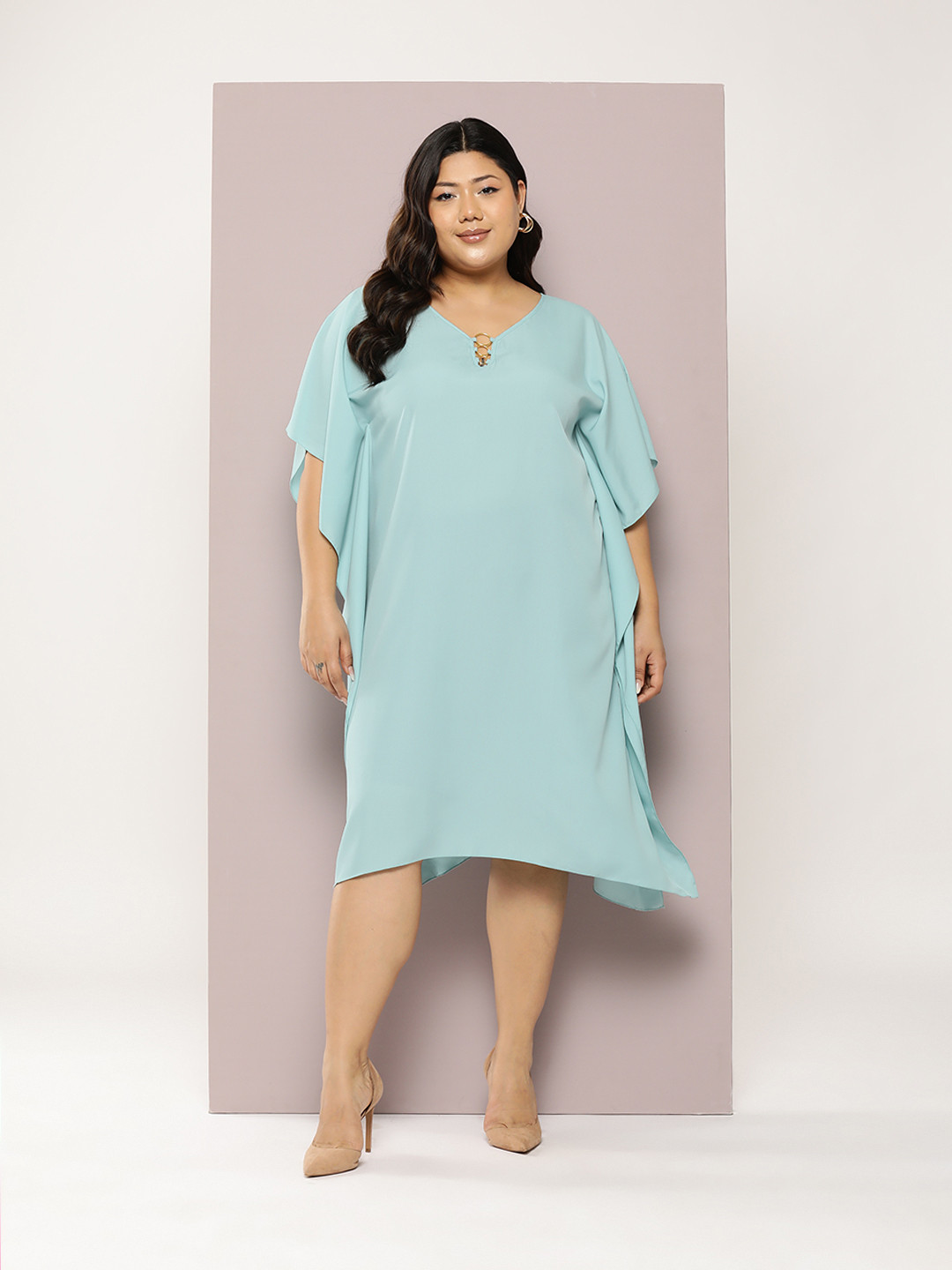 Qurvii+ Plus Size Flared Sleeves Crepe A-Line Dress