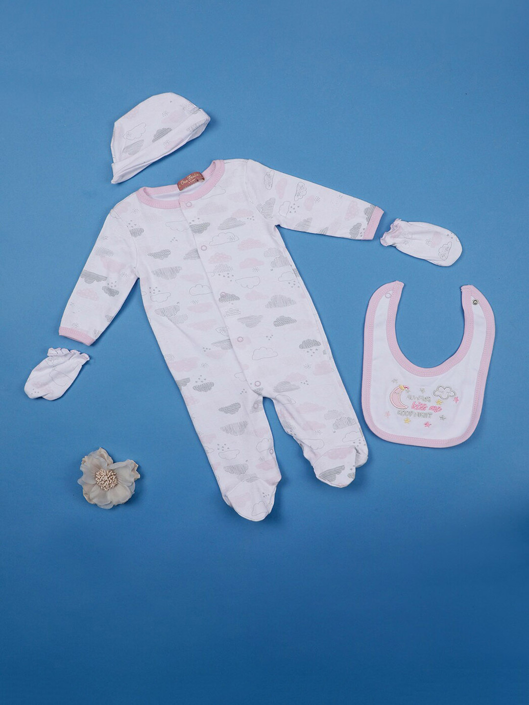 One Friday Infants Girls Printed 4-Pieces Baby Apparel Gift Set