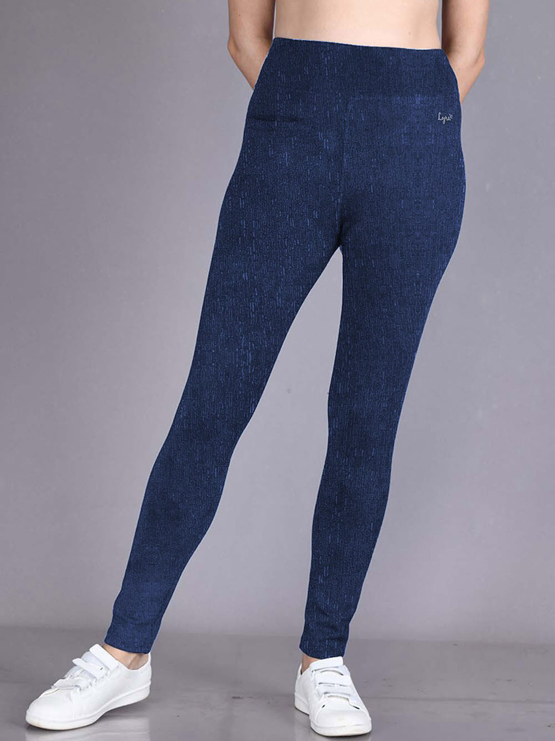 LYRA Women Printed Fastdry & Anti Static Sports Tights