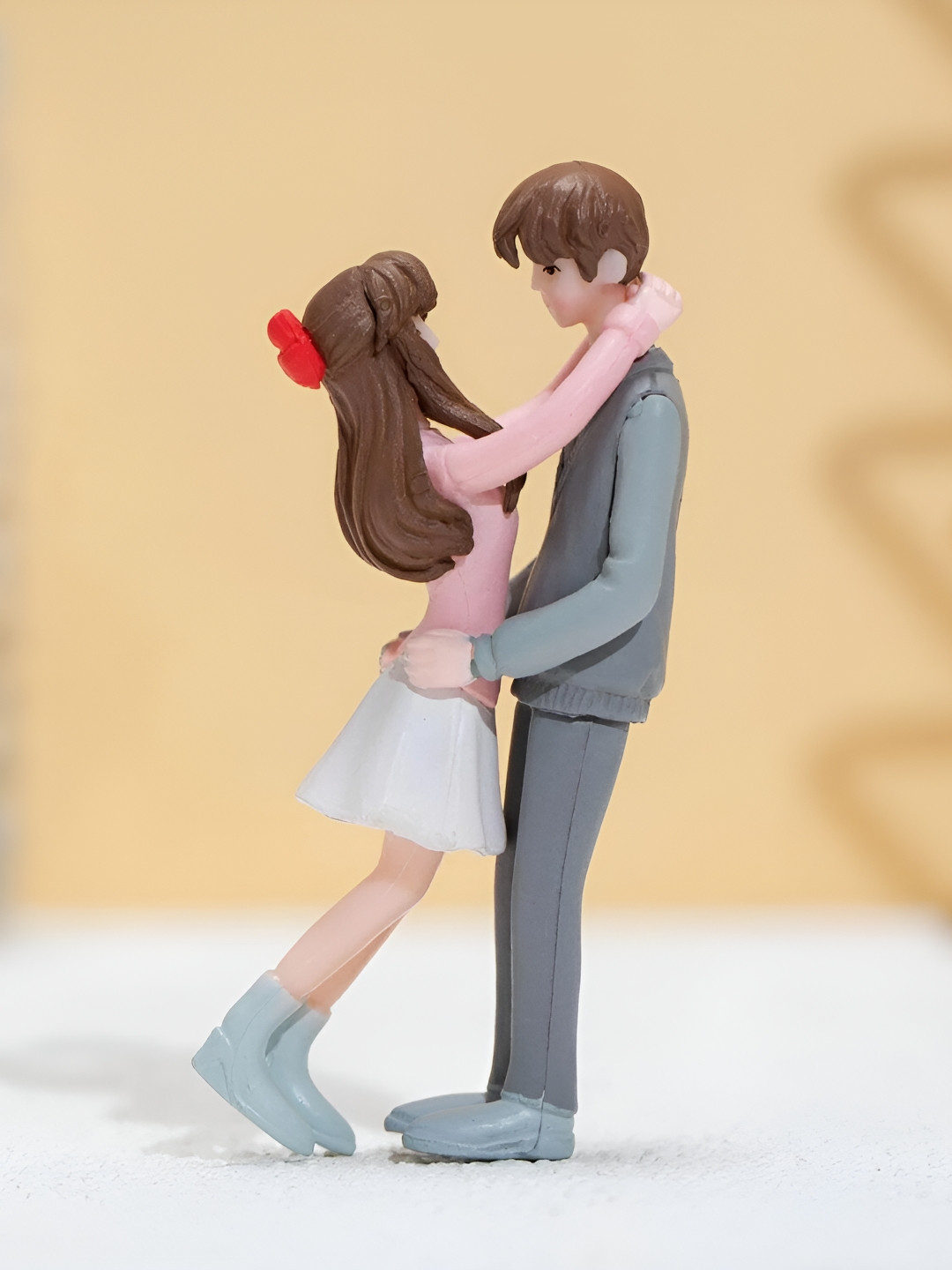 Ascension Miniature Couples Grey Polyresin Matte Living Room Small Showpiece - 0.8 Inches